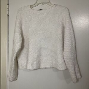VINCE. Ivory white fuzzy Pullover lounge casual knit hoodie sweater size XS